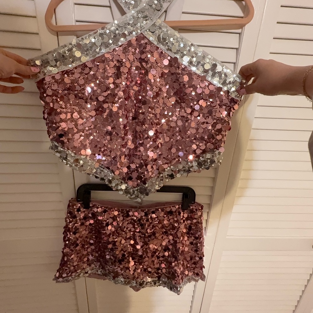 Sabrina Carpenter Juno Outfit Fashion Nova Pink and Silver Sequin Ensemble